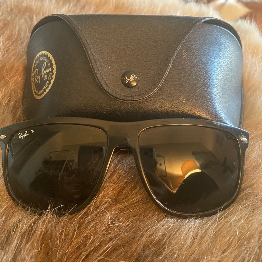 Polarized Black Ray Bans (Oversized)